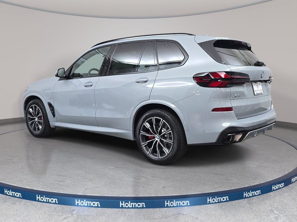 New 2026 Brooklyn Grey Metallic BMW xDrive50e image 7