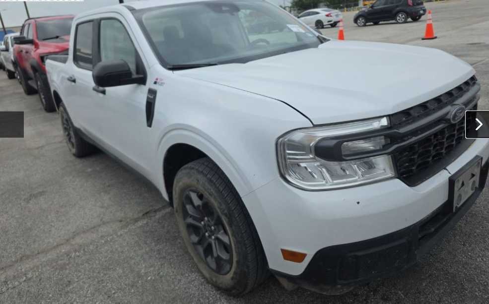 Used 2024 Oxford White Ford XLT image 7