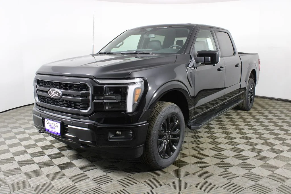 New 2026 Agate Black Metallic Ford Lariat image 3