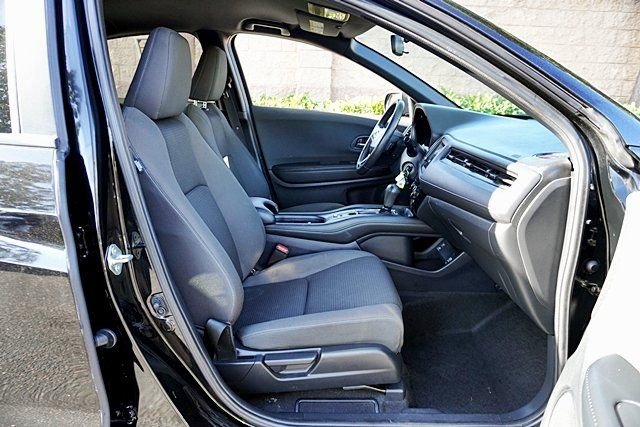 Used 2021  Honda Sport image 10