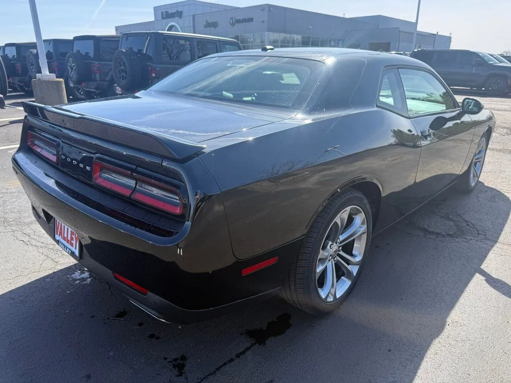 Used 2022 Black Dodge R/T image 3
