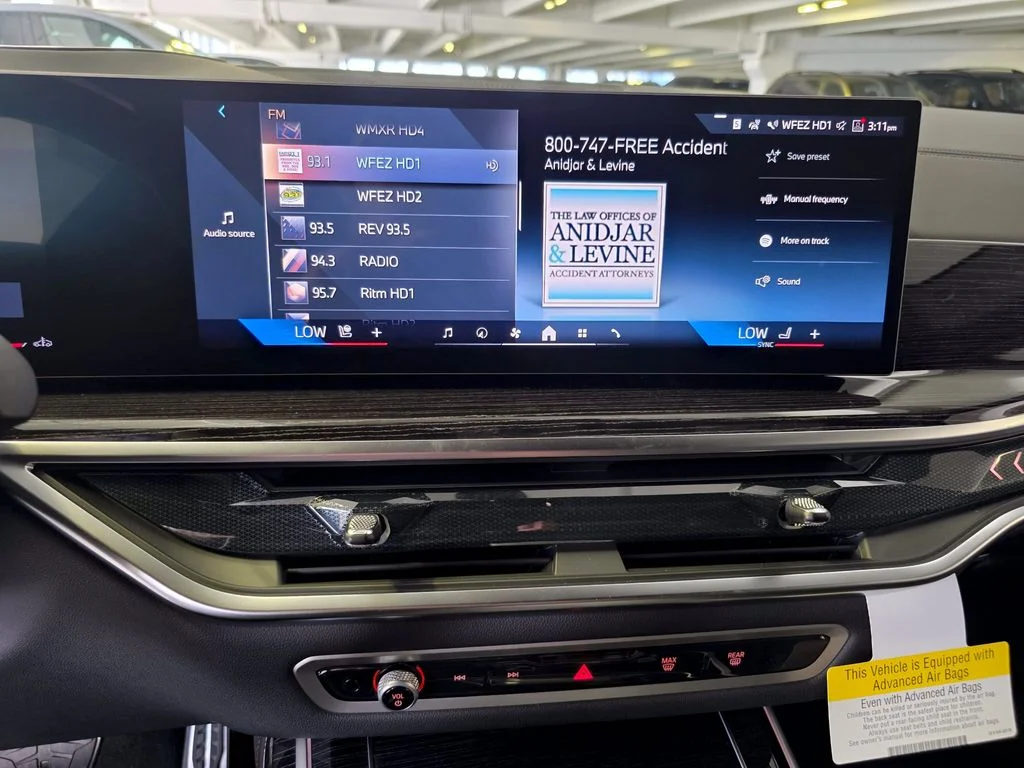New 2027 Brooklyn Grey Metallic BMW xDrive40i image 26