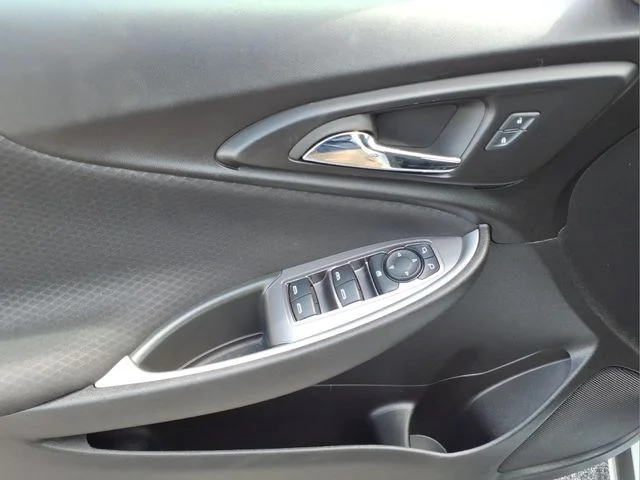 2024 Chevrolet Malibu 1LT - Photo 9