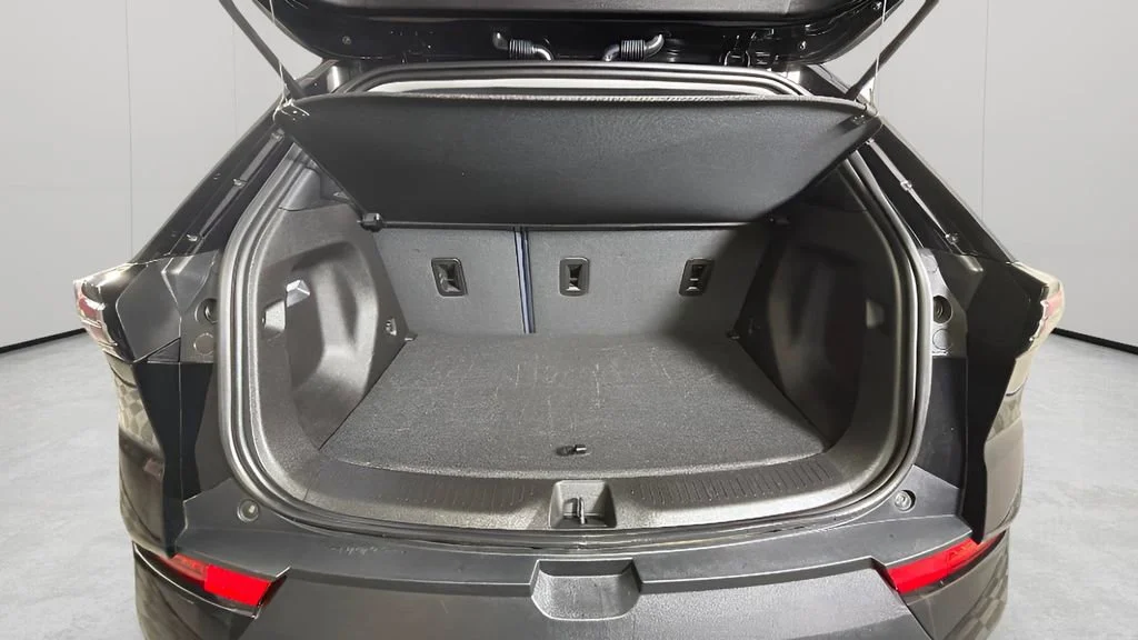 Used 2023 Mosaic Black Metallic Chevrolet LT image 28