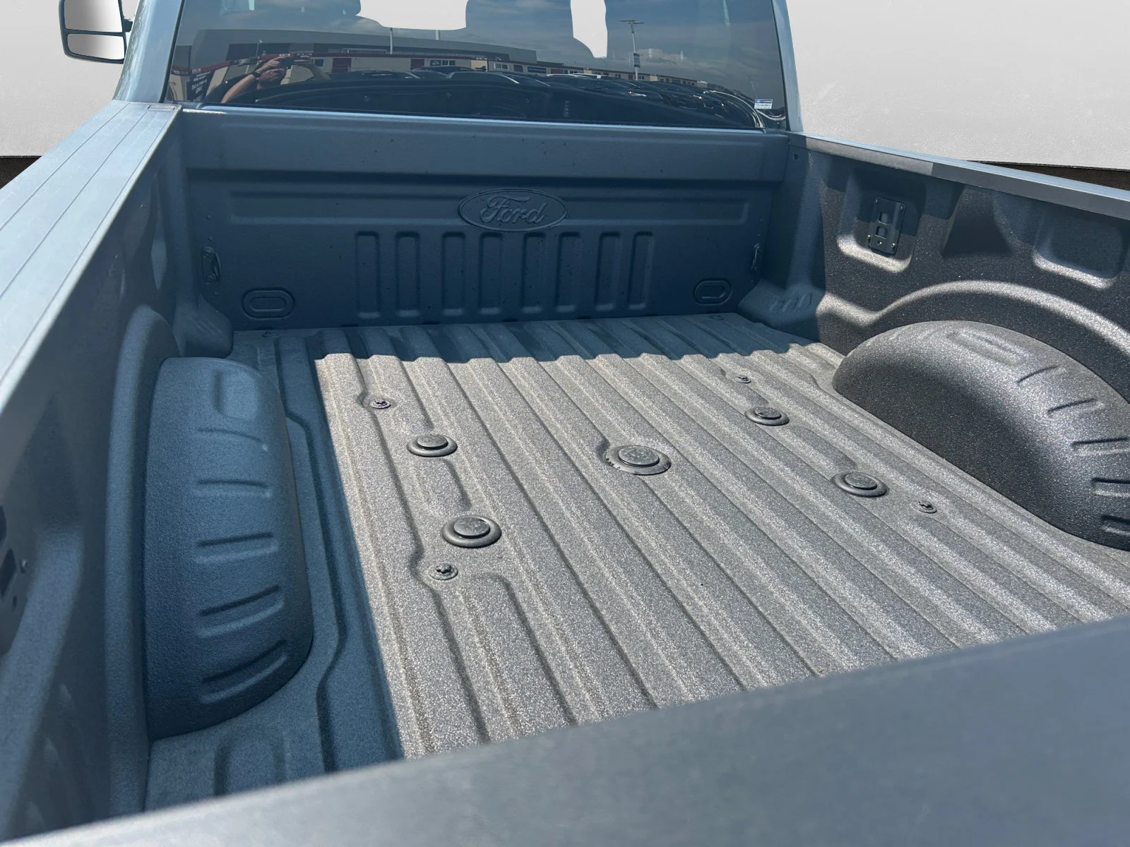 New 2026 Carbonized Grey Metallic Ford XLT image 9