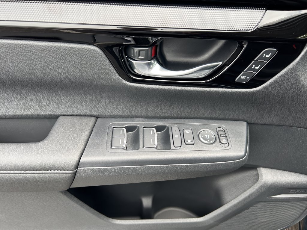 New 2027 Meteorite Gray Metallic Honda EX-L image 27