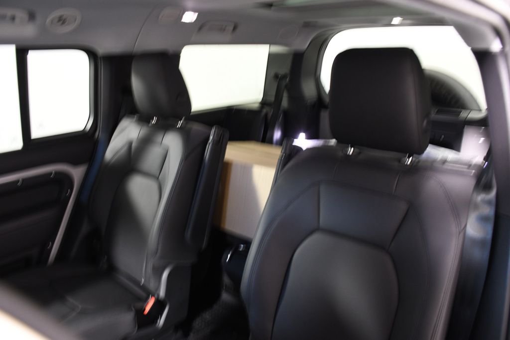 New 2026 Borasco Grey Land Rover X-Dynamic SE image 27