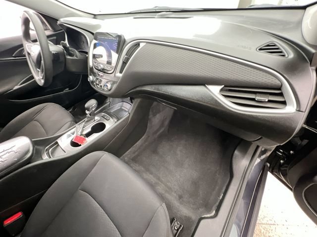2022 Chevrolet Malibu 1LS - Photo 13