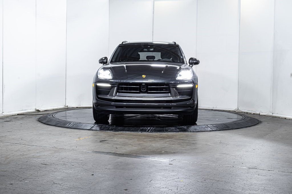 New 2025  Porsche T image 10