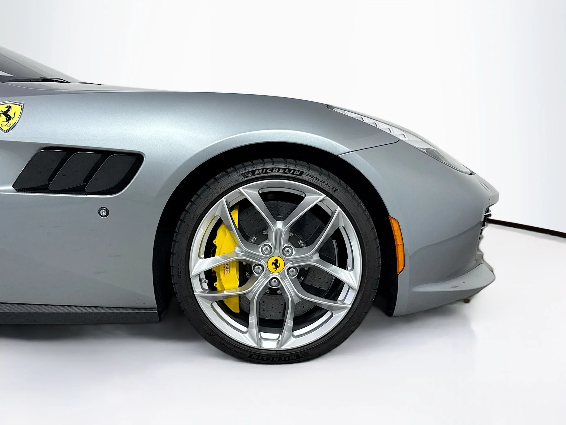 2019 Ferrari GTC4Lusso Base - Photo 28