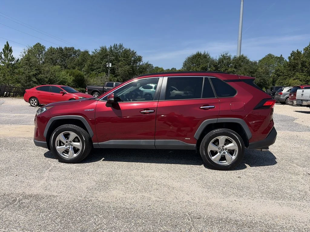 Used 2020 Red Toyota Limited image 3