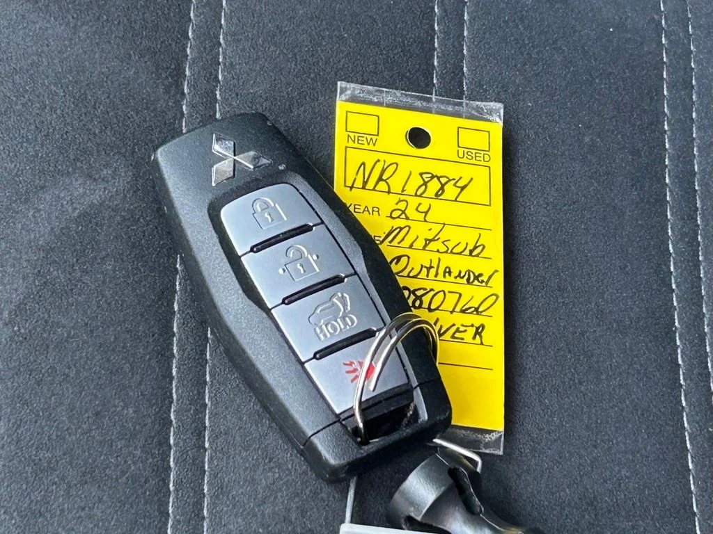 Used 2024 Silver Mitsubishi SE image 55