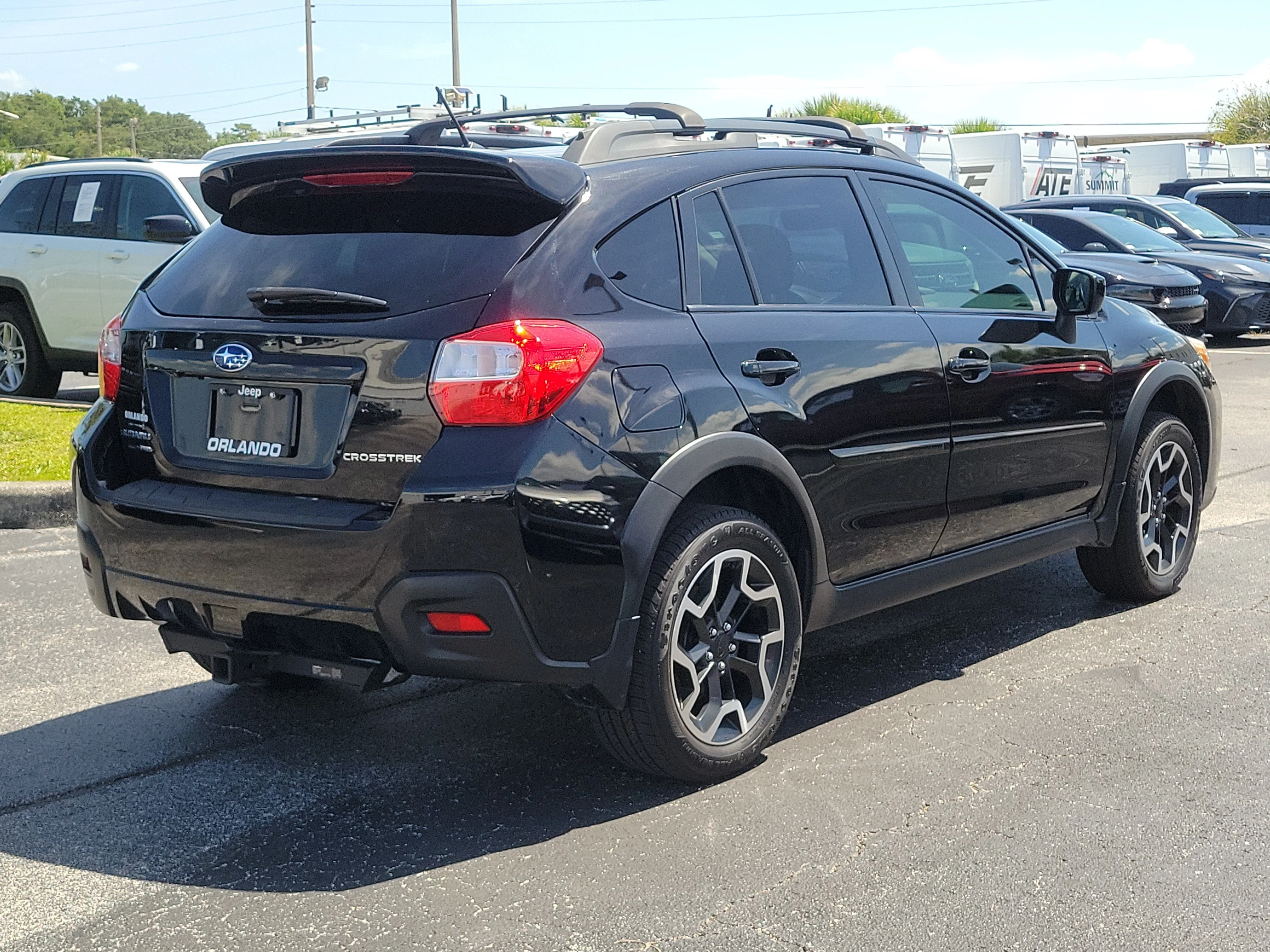 Used 2017 Crystal Black Silica Subaru Premium image 7