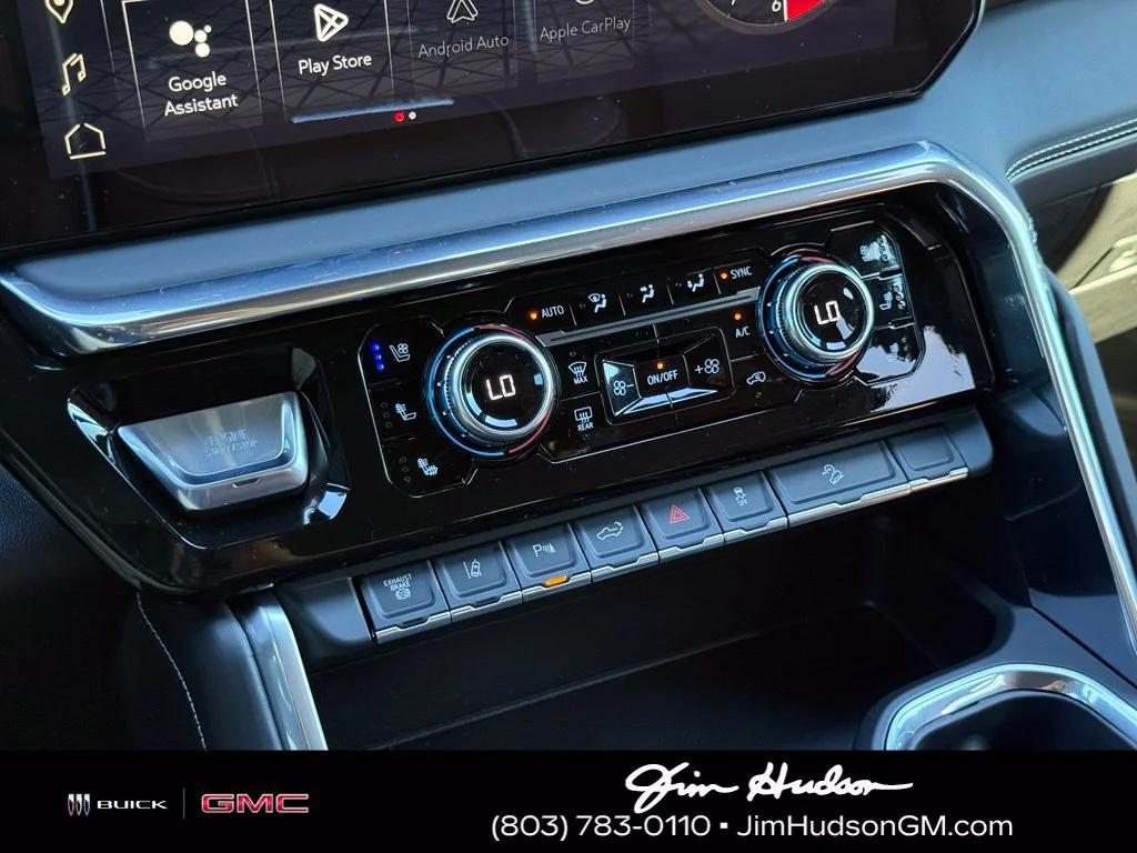 Used 2026 Glacier White Tricoat GMC Denali Ultimate image 35