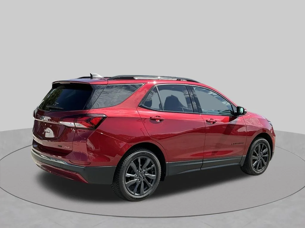 Used 2023 Red Chevrolet RS image 12