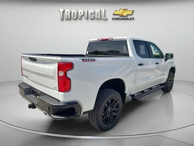 New 2026 Summit White Chevrolet LT Trail Boss image 4