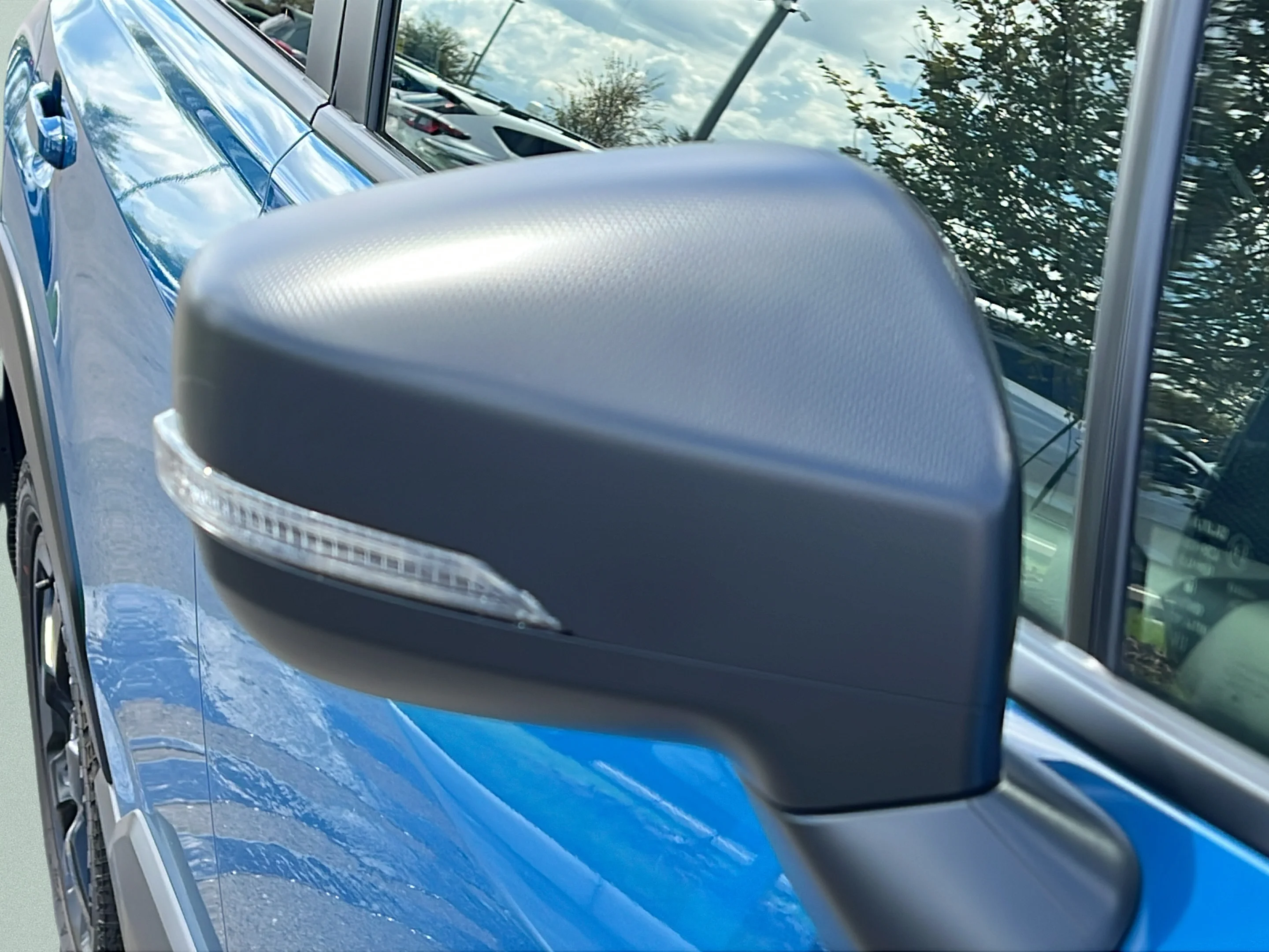 Used 2025 Geyser Blue Subaru Wilderness image 11