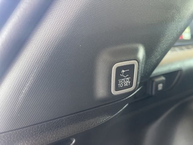 Used 2023 Black Jeep Limited image 12