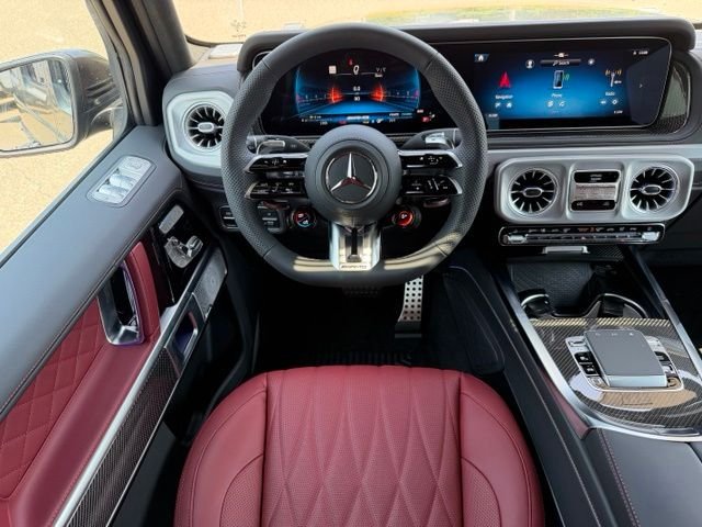 New 2027 MANUFAKTUR Night Black Magno Mercedes-Benz AMG® G 63 SUV image 13