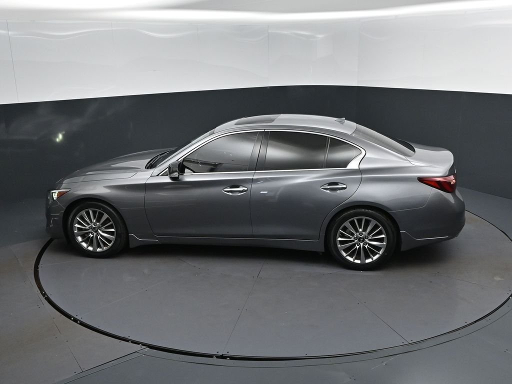Certified Used 2023 Gray INFINITI LUXE image 28