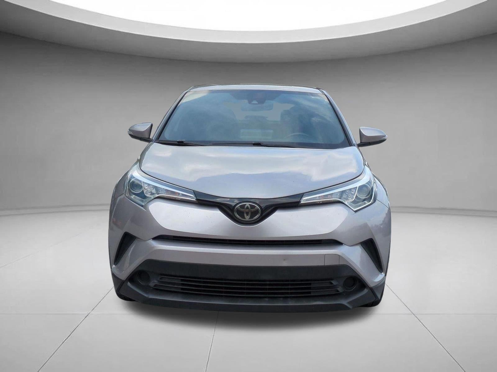 Used 2019 Silver Knockout Metallic Toyota XLE image 8