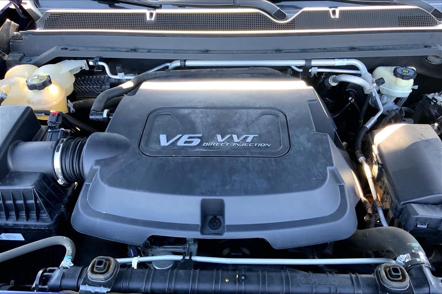Used 2016 Laser Blue Chevrolet 4WD Z71 image 32