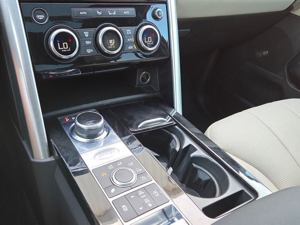 Used 2019 Black Land Rover HSE image 25