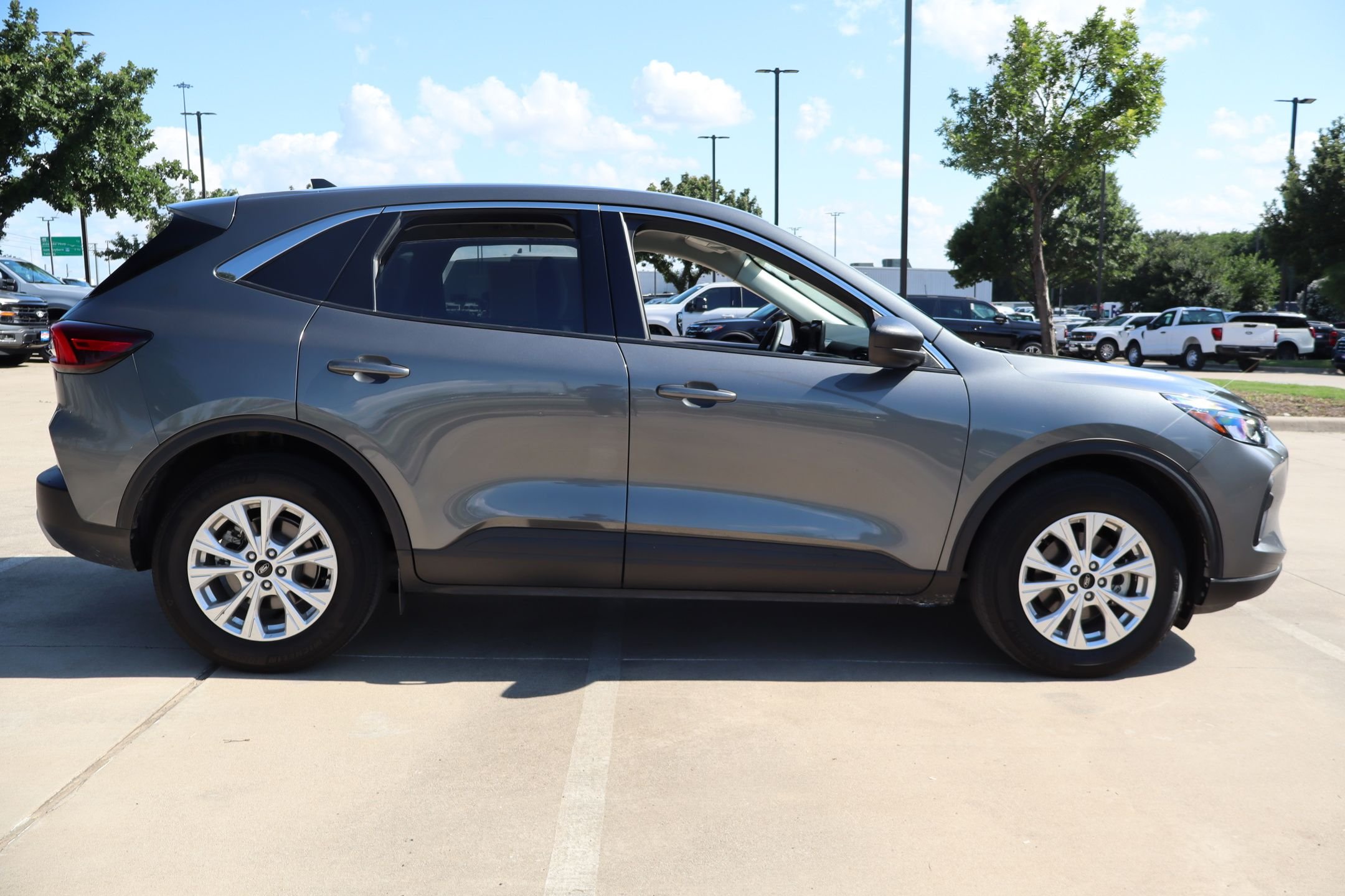 Used 2024 Gray Ford Active image 2