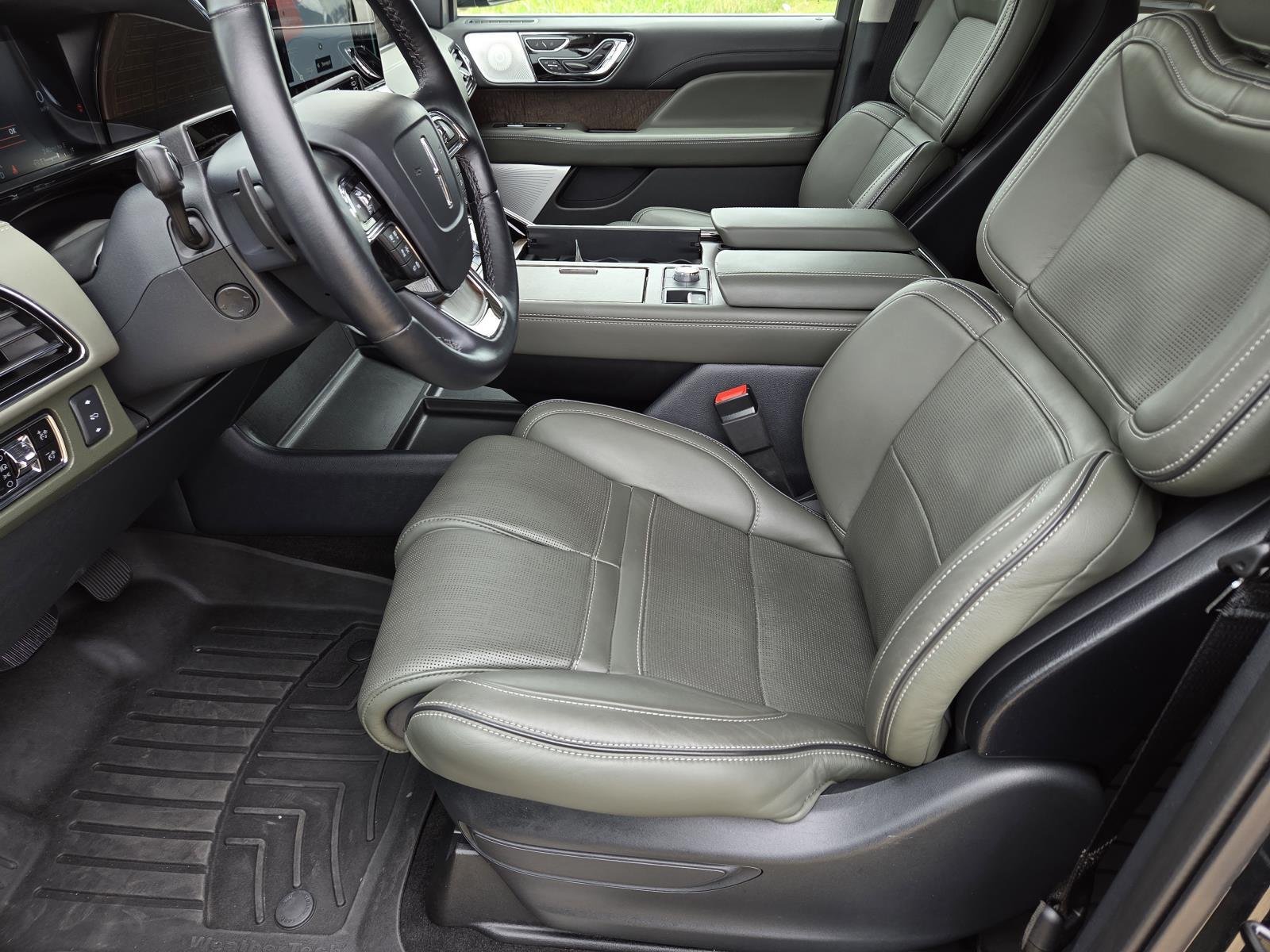 Used 2023 Manhattan Green Metallic Premium Colorant Lincoln Black Label image 31