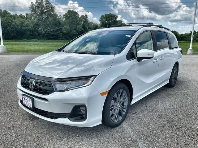 New 2026 Platinum White Pearl Honda Touring image 10