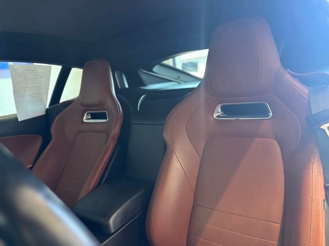 Used 2020 Green Jaguar P300 image 15