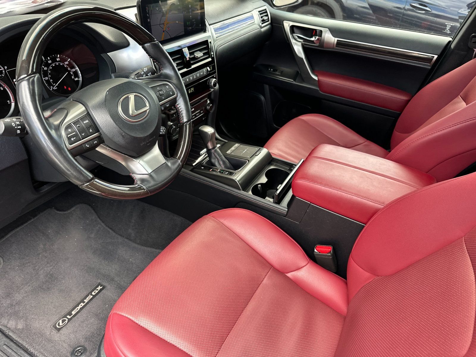 Used 2022 Silver Lexus 460 image 9
