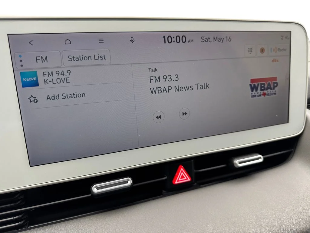 Used 2024 Green Hyundai SEL image 63