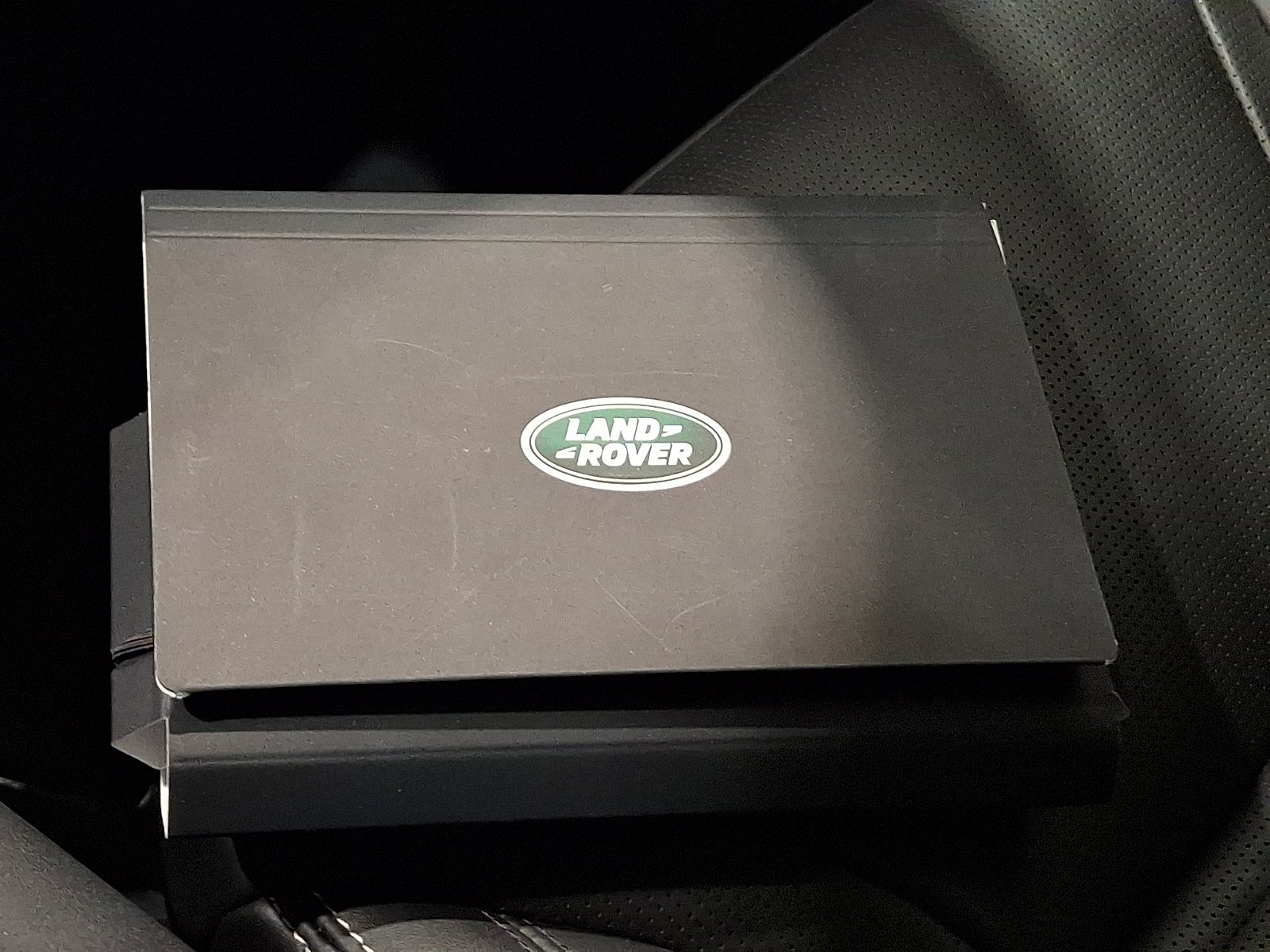 Certified Used 2025 Lantau Bronze Metallic Land Rover Dynamic SE image 25