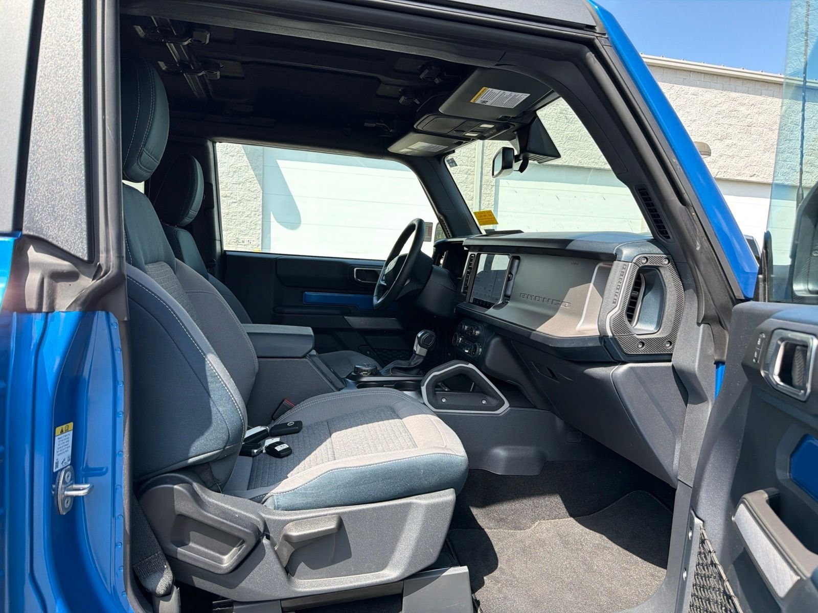 Used 2022 Blue Ford Outer Banks image 19