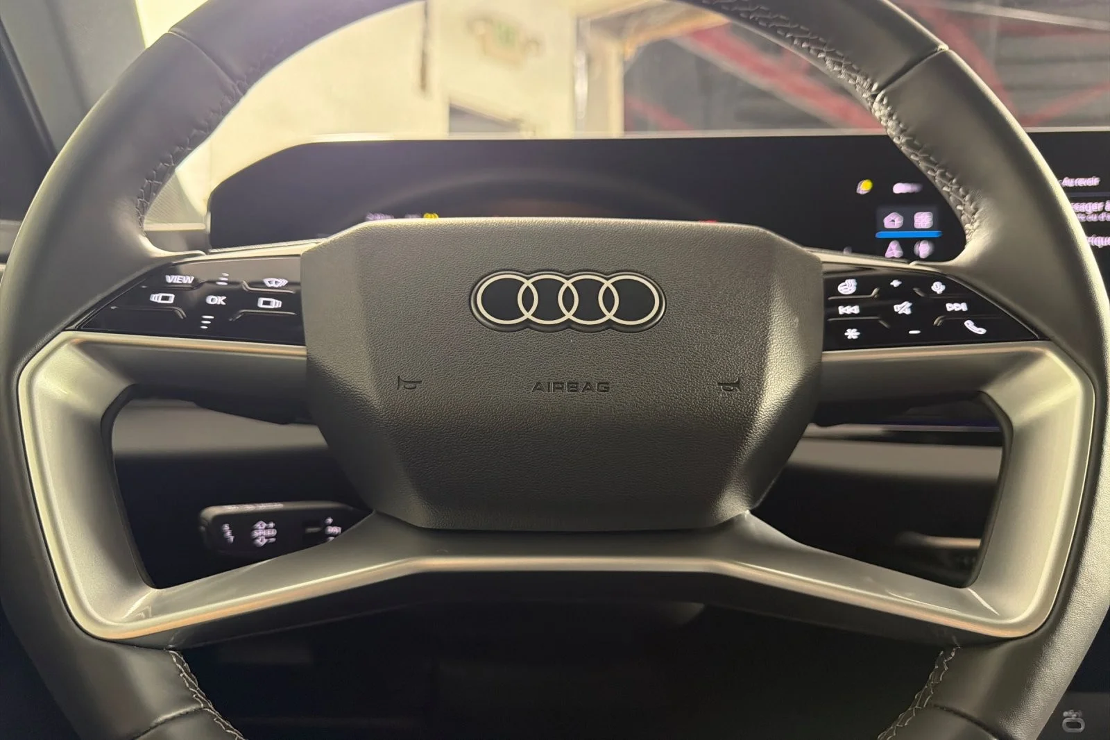 Used 2025 Glacier White Metallic Audi Premium Plus 2.0 TFSI quattro image 22