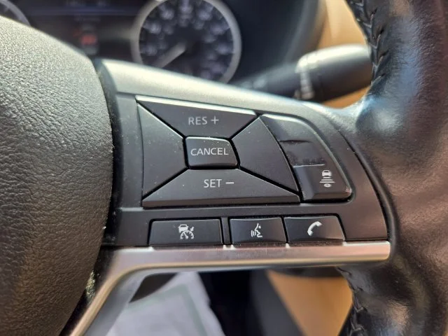 Used 2025 Gray Nissan SV image 33
