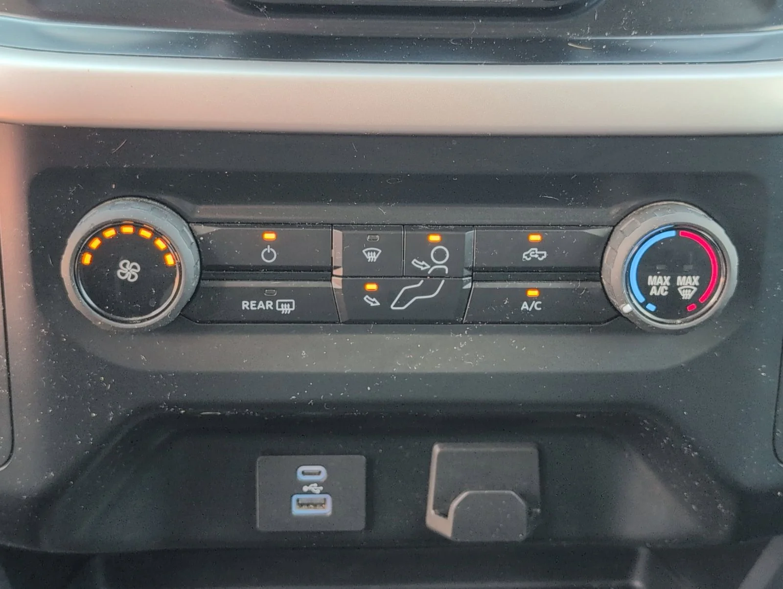 Used 2023 Gray Ford XLT image 20