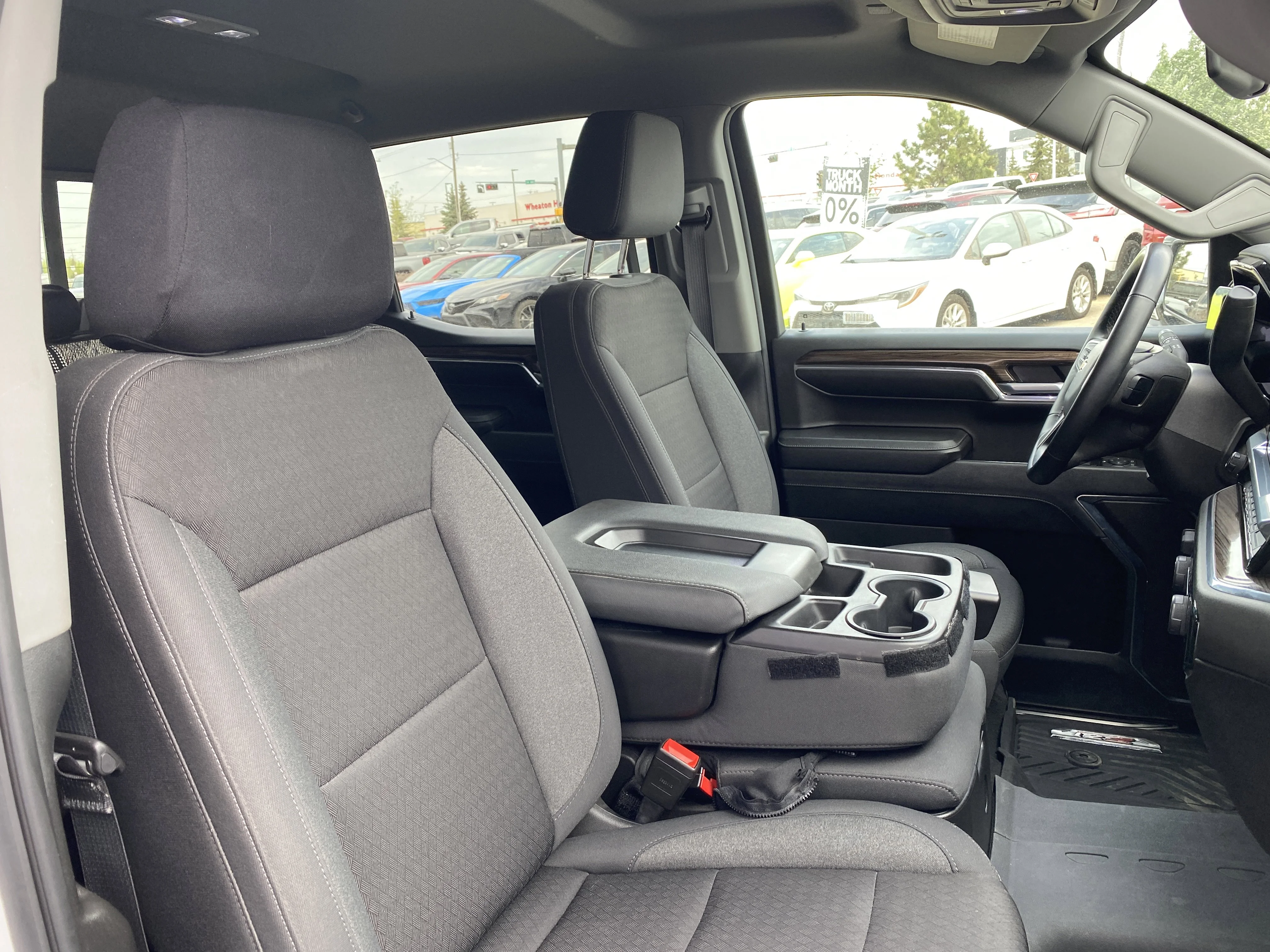 Used 2024 White Chevrolet LT Crew Cab * TOW PACKAGE * 360 CAMERA * NAVIGATION * image 22