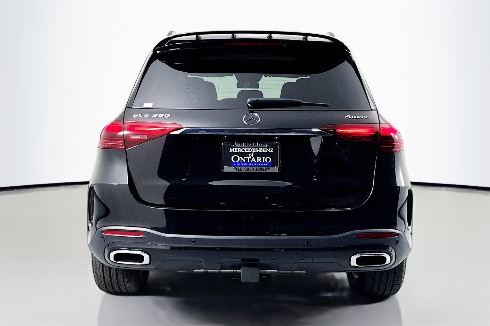 New 2026 Obsidian Black Metallic Mercedes-Benz GLE 350 4MATIC® SUV image 3