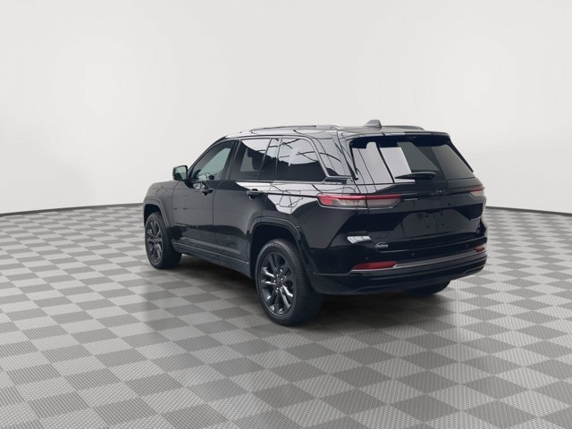 Used 2026 Diamond Black Crystal Pearlcoat Jeep Limited Reserve image 41