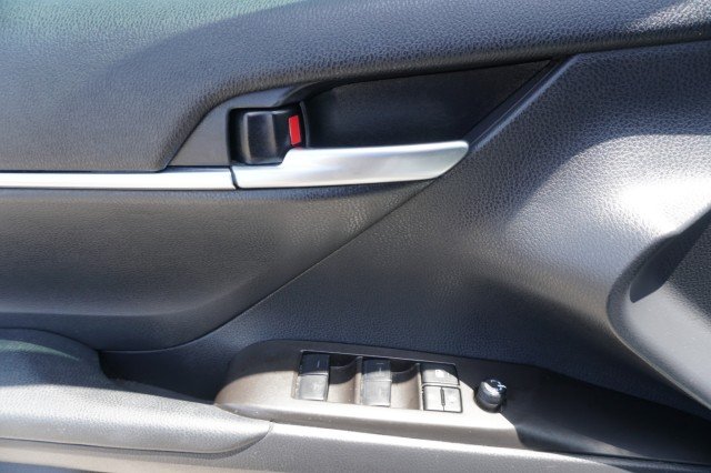 Used 2024  Toyota SE image 12