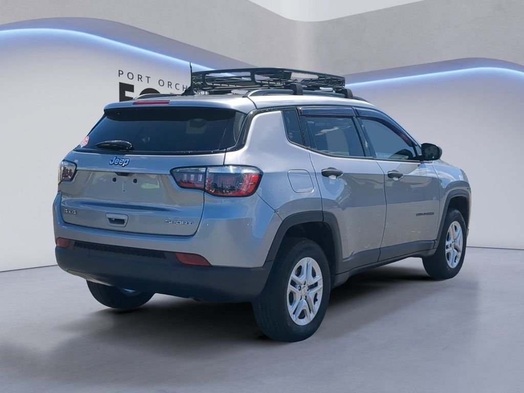 Used 2018 Silver Jeep Sport image 7