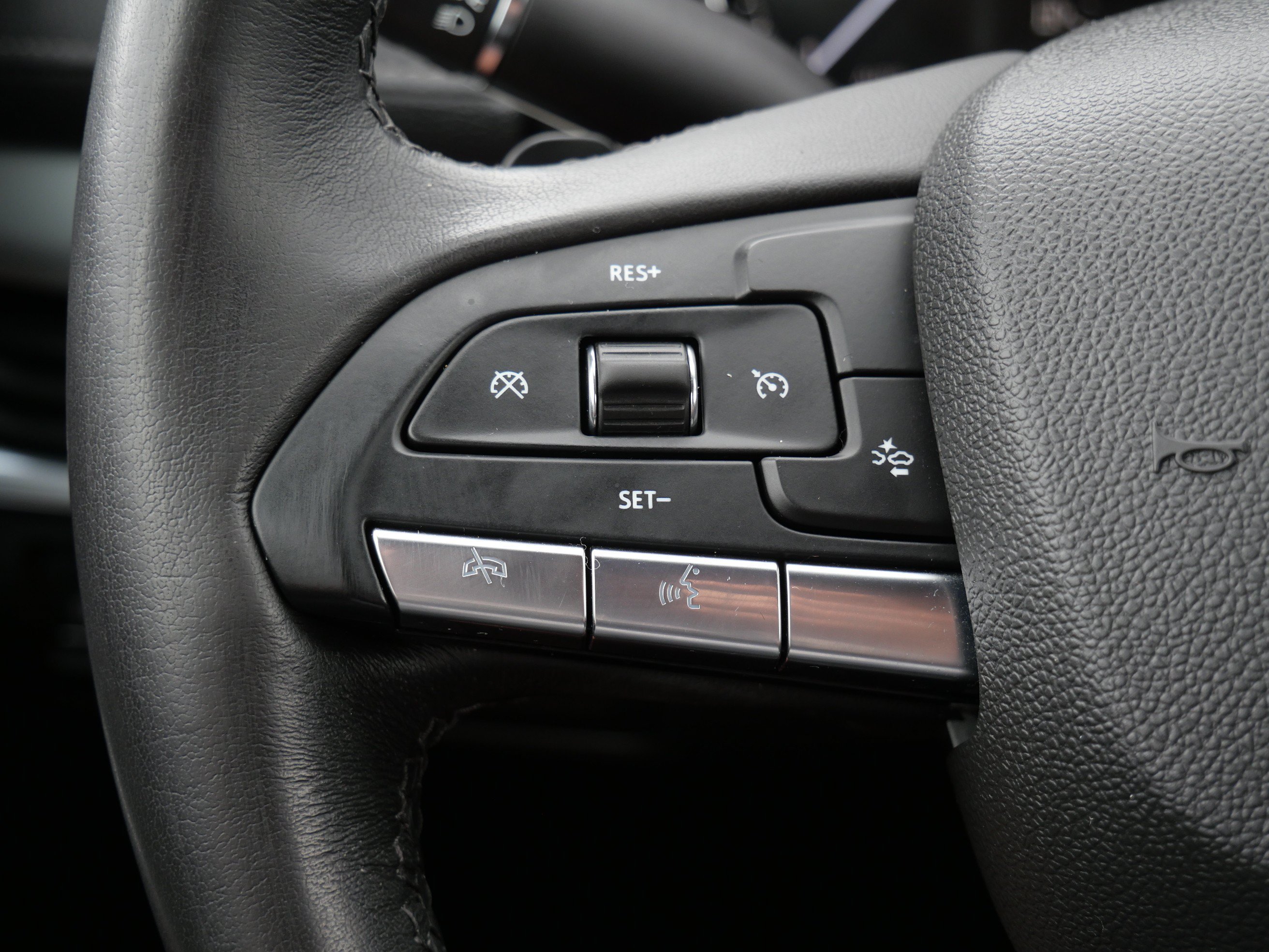 Used 2020 Stellar Black Metallic Cadillac AWD Premium Luxury image 28