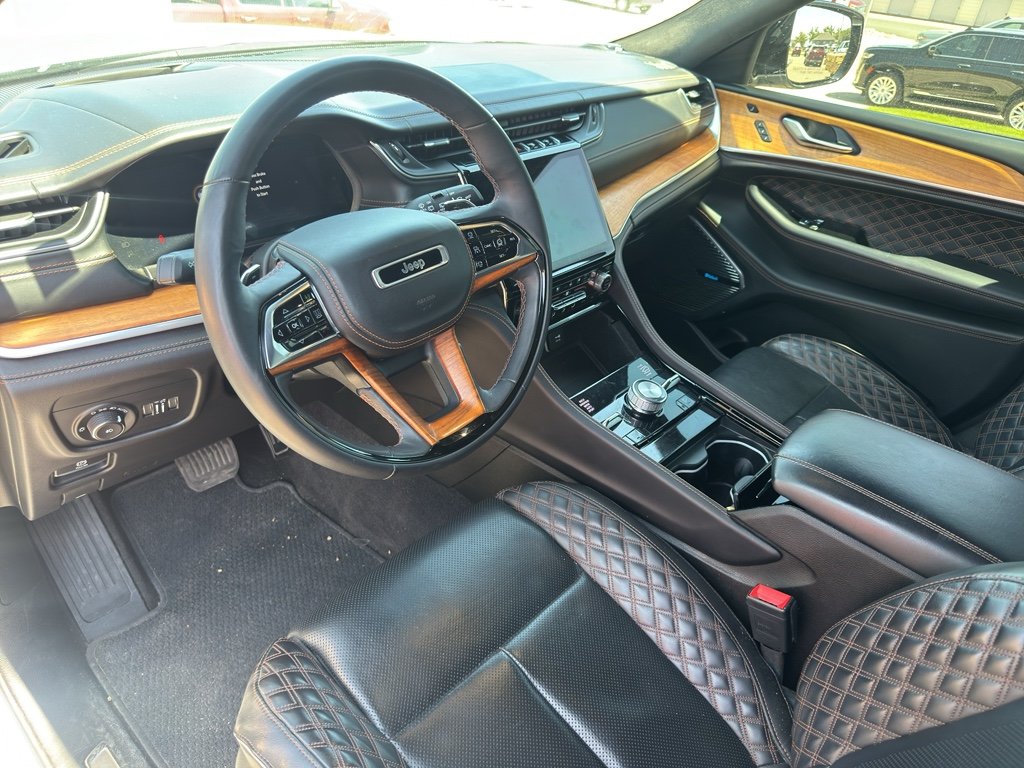 Used 2021 Silver Zynith Jeep Summit Reserve image 4