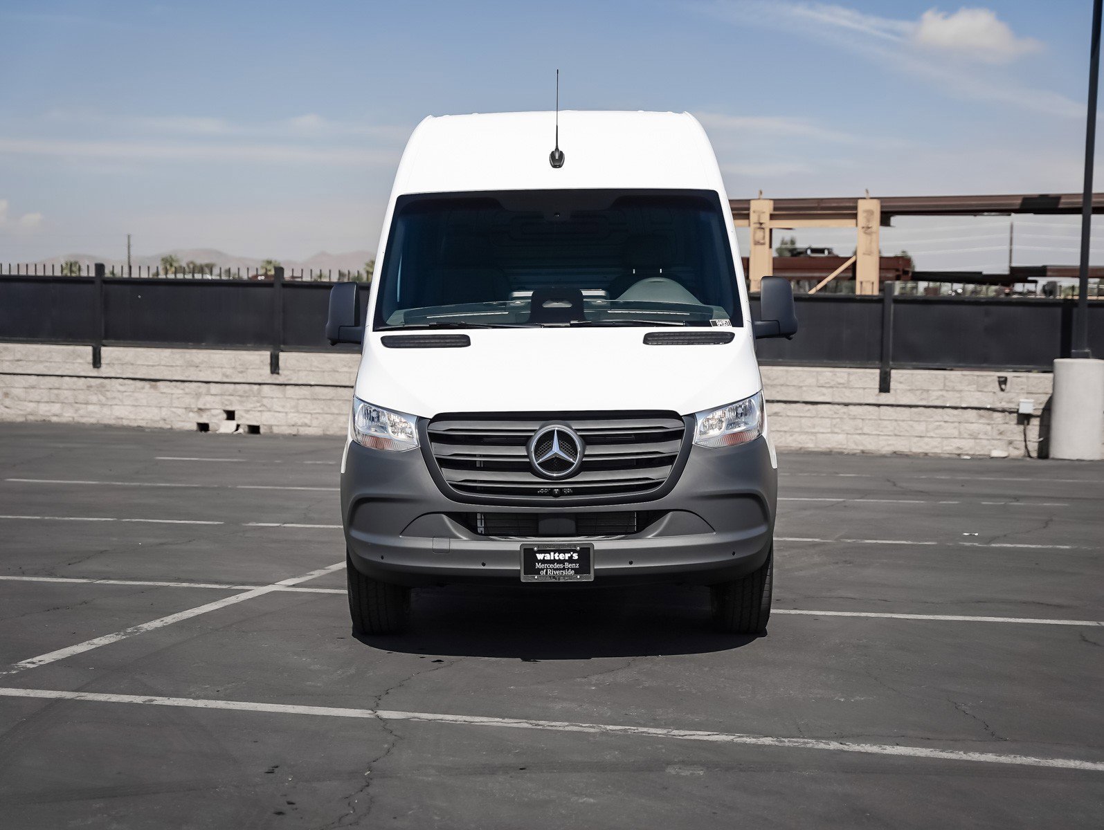 New 2026 Arctic White Mercedes-Benz 2500 High Roof I4 Diesel HO 144 RWD image 2