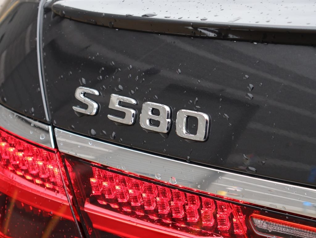 New 2026 Graphite Grey Metallic Mercedes-Benz S 580 image 8