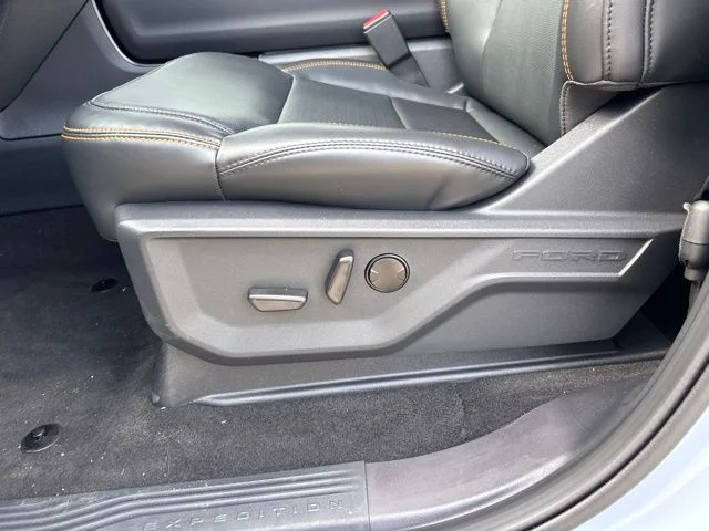 New 2026 Glacier Gray Metallic Tri-Coat Ford Tremor® image 15