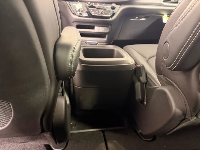 New 2026 White Chrysler LX image 28