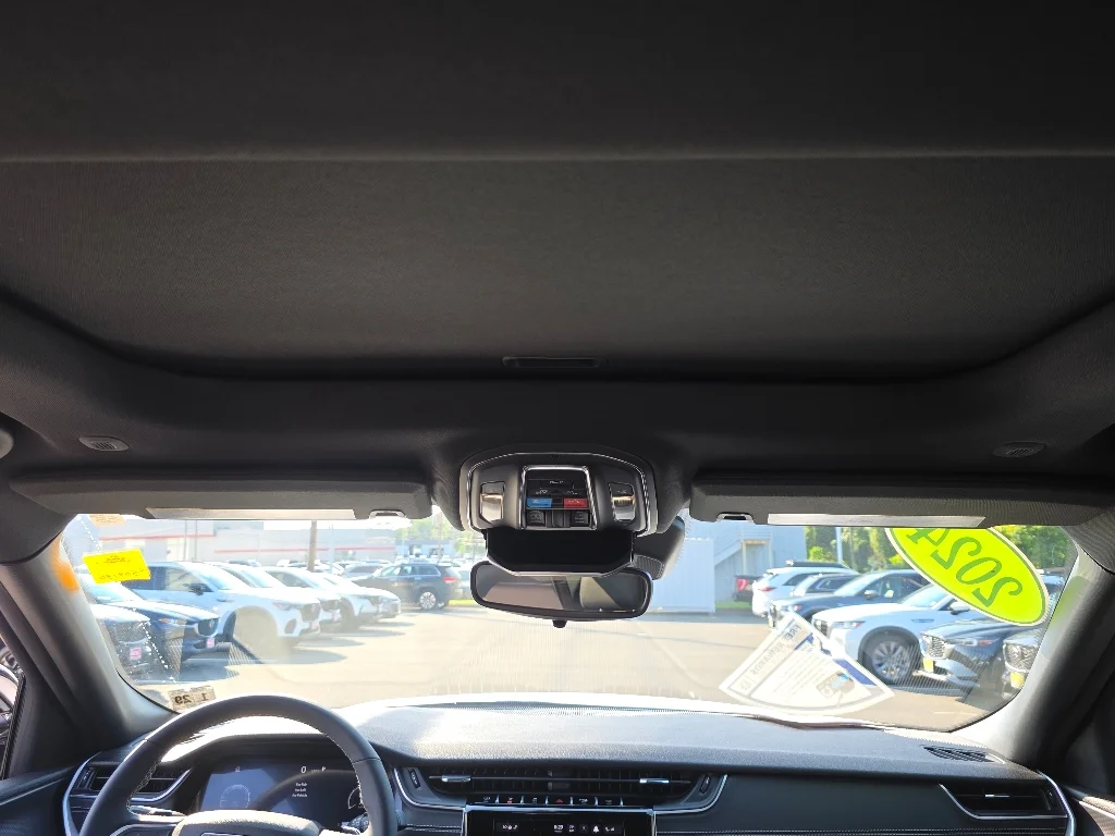 Used 2024 Bright White Clear Coat Jeep Altitude X image 28